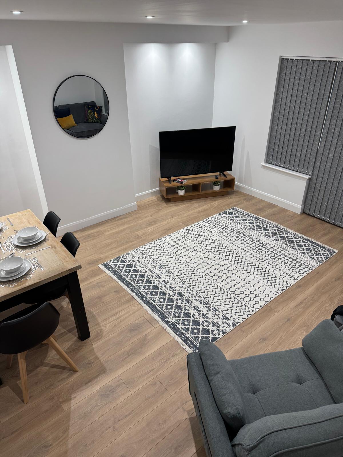 Spicer Place photo 6