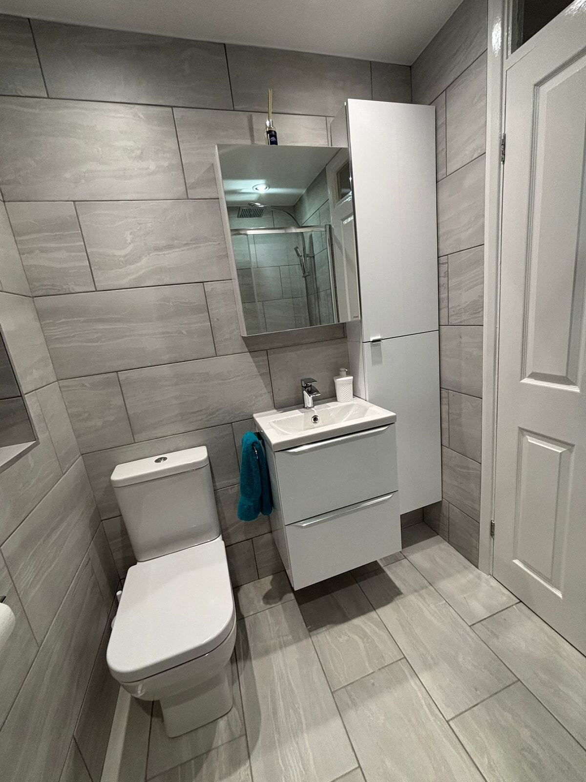 Spicer Place photo 9